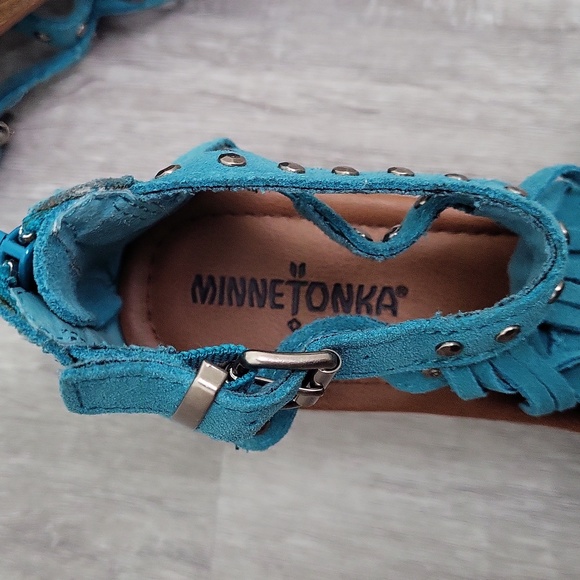 MINNETONKA Women's Sandals Suede Fringe Wedge wedge Turquoise  Size 6 - Picture 8 of 11